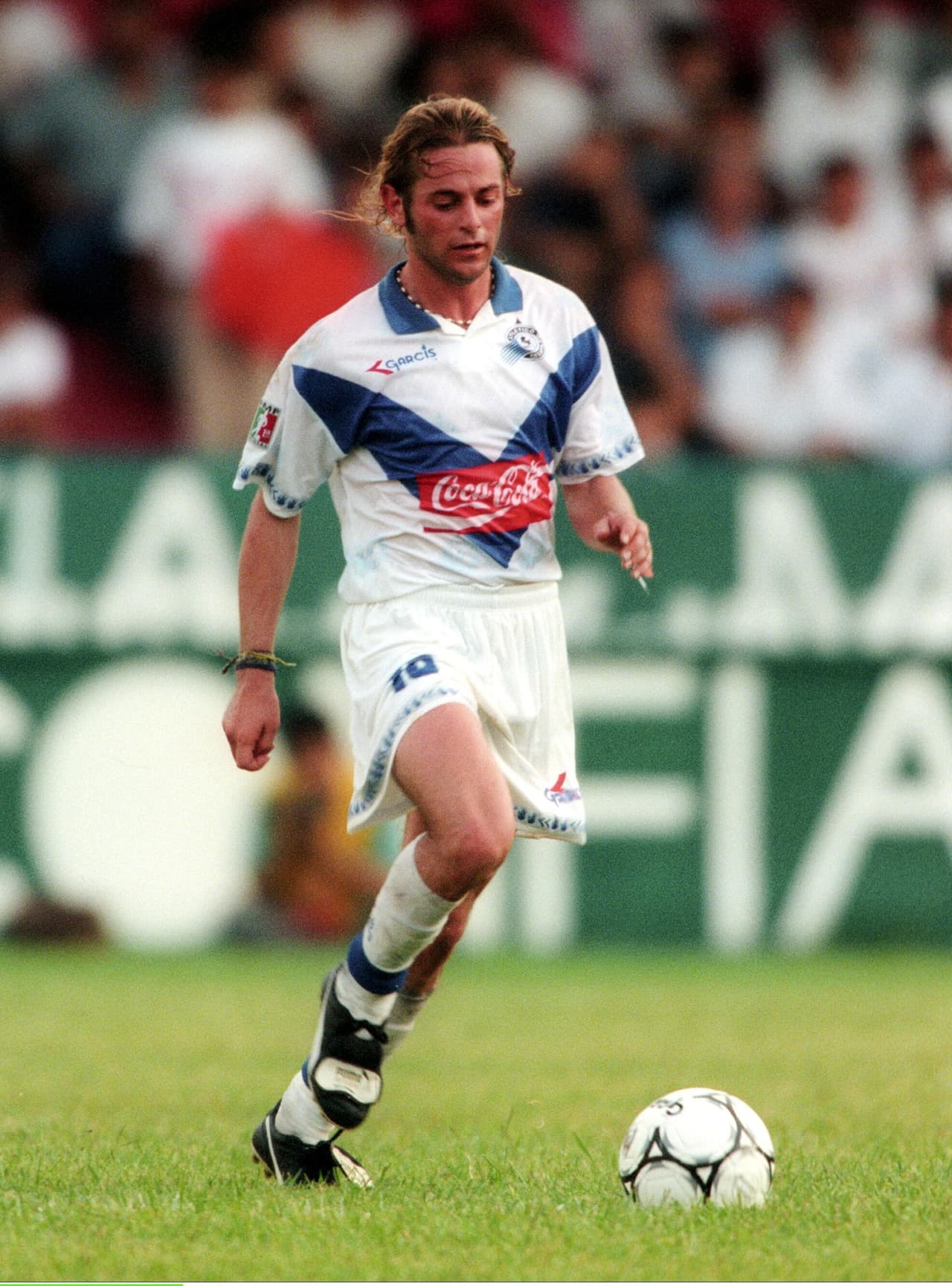 Para jugar en primera división, el Celaya se reforzó con los servicios del nueve brasileño Milton Antonio Nunes Coimbra, 'Zico'.