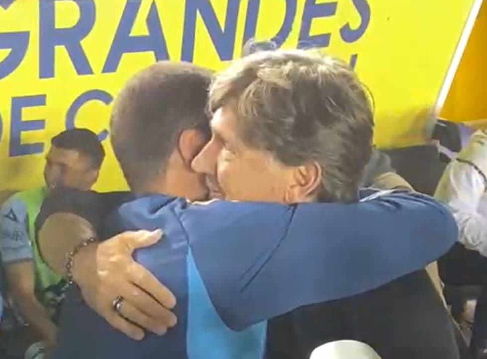 El saludo entre Jardine y Cristante