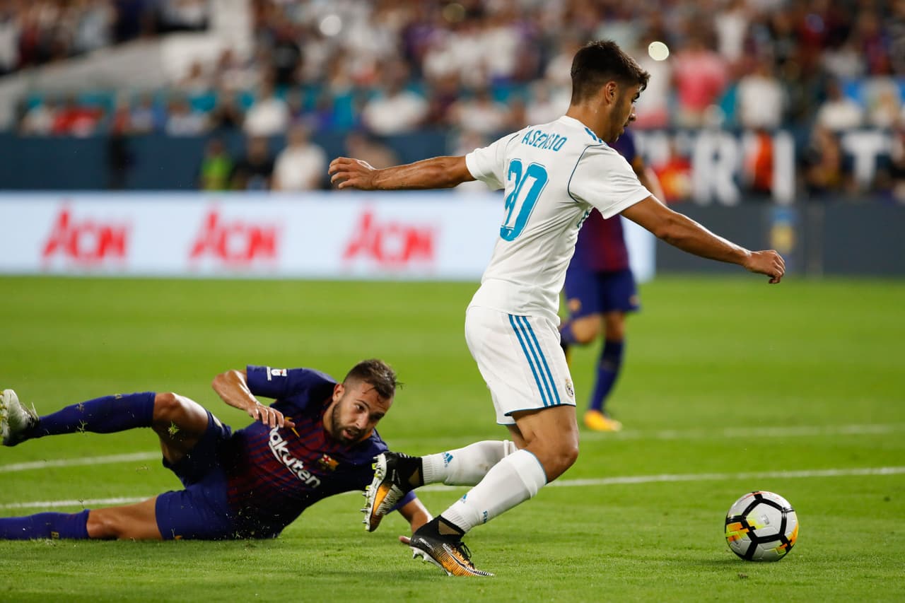 Cerca del minuto 40 de la primera mitad, el joven Marco Asensio igualó el marcador.