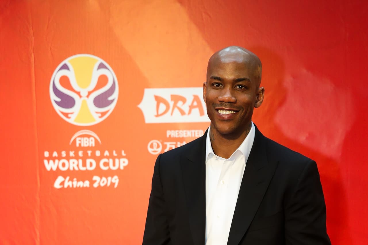 Stephon Marbury busca ayudar a Nueva York con mascarillas