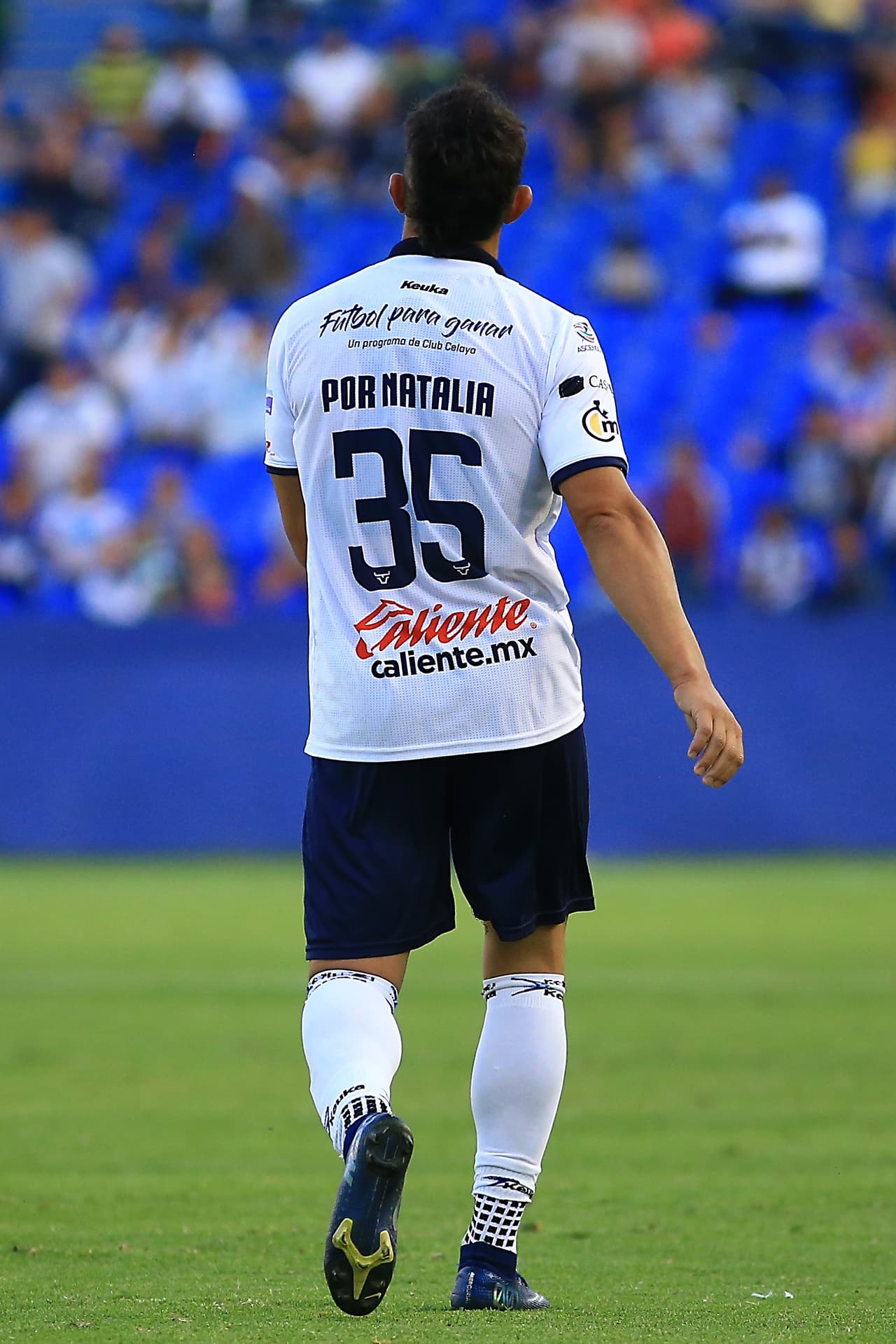 Los Toros de Celaya mostraron el nombre de la mujer más importante en su vida en sus dorsales en sustitución de su nombre ¡Qué detalle!