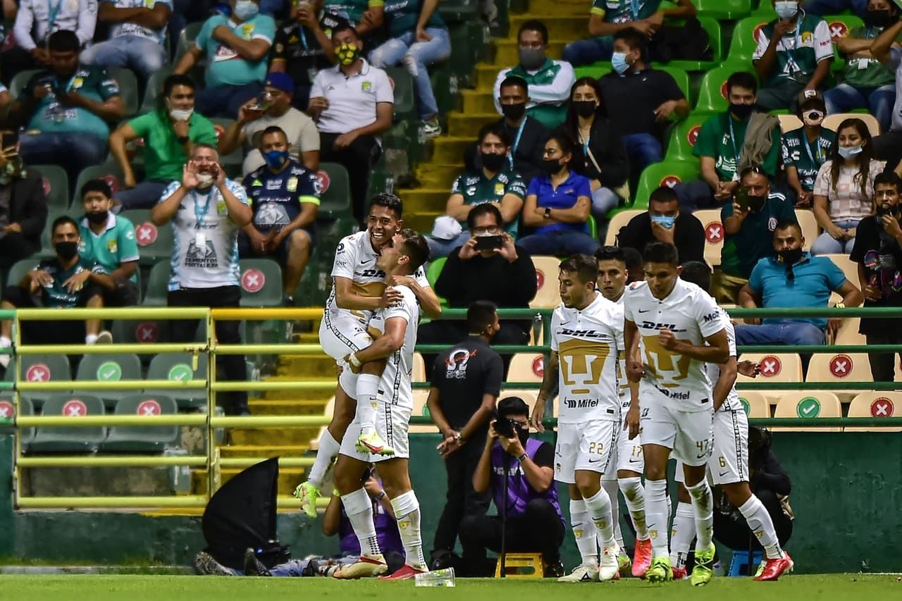 Juan Dinenno y Marco García hacen que Pumas brille de visita y vencen 1-2 a León.