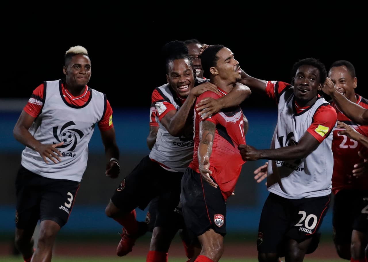 Trinidad y Tobago dejó en evidencia que los estadounidenses asumieron su papel de grandes más afuera que dentro de la cancha. El otro problema fue que el resto de resultados no jugaron a su favor.