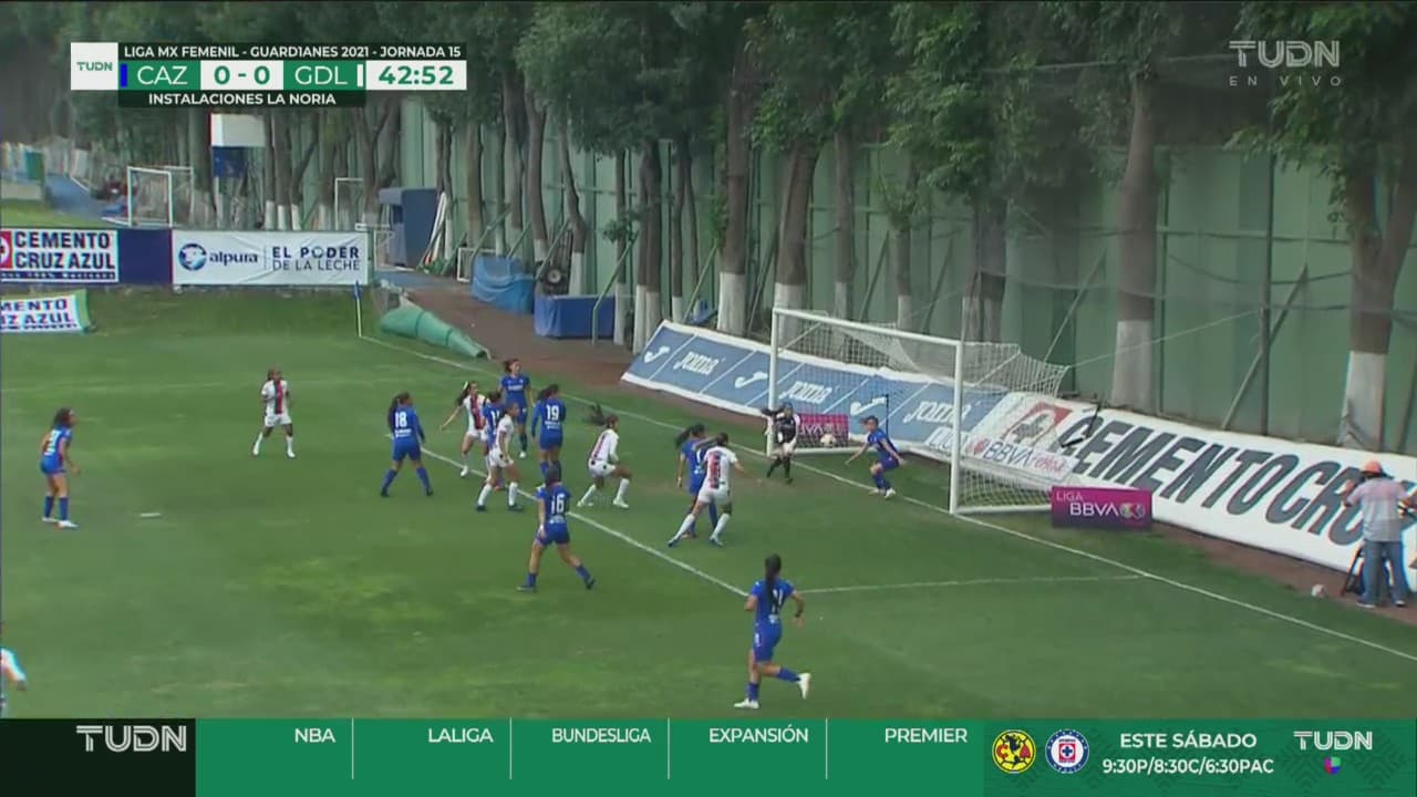 ¡Qué manera de perdonar! Damaris Godínez no pudo marcar con un cabezazo