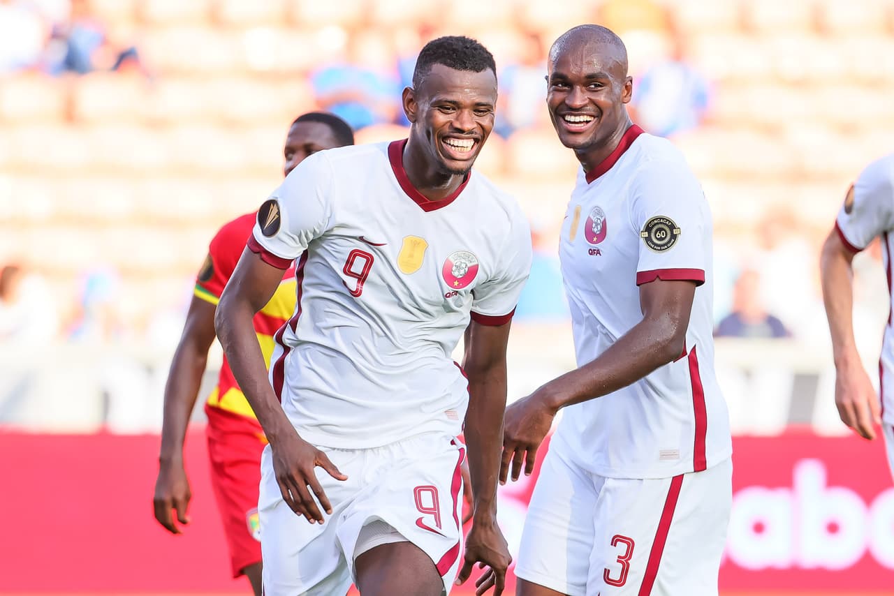 Catar se impuso con auroridad a Granada confirmando que viene en serio a la disputa de la Copa Oro.