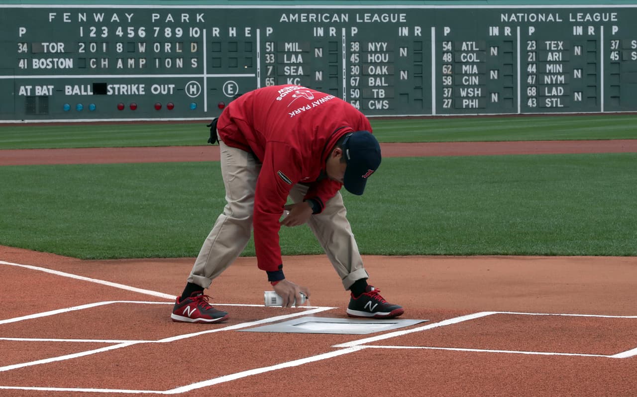 Boston Red Sox vivió la fiesta de la ceremonia del anillo de la Serie Mundial de 2018 en Fenway Park, donde los fanáticos revivieron la gloria de la pasada temporada de Grandes Ligas.