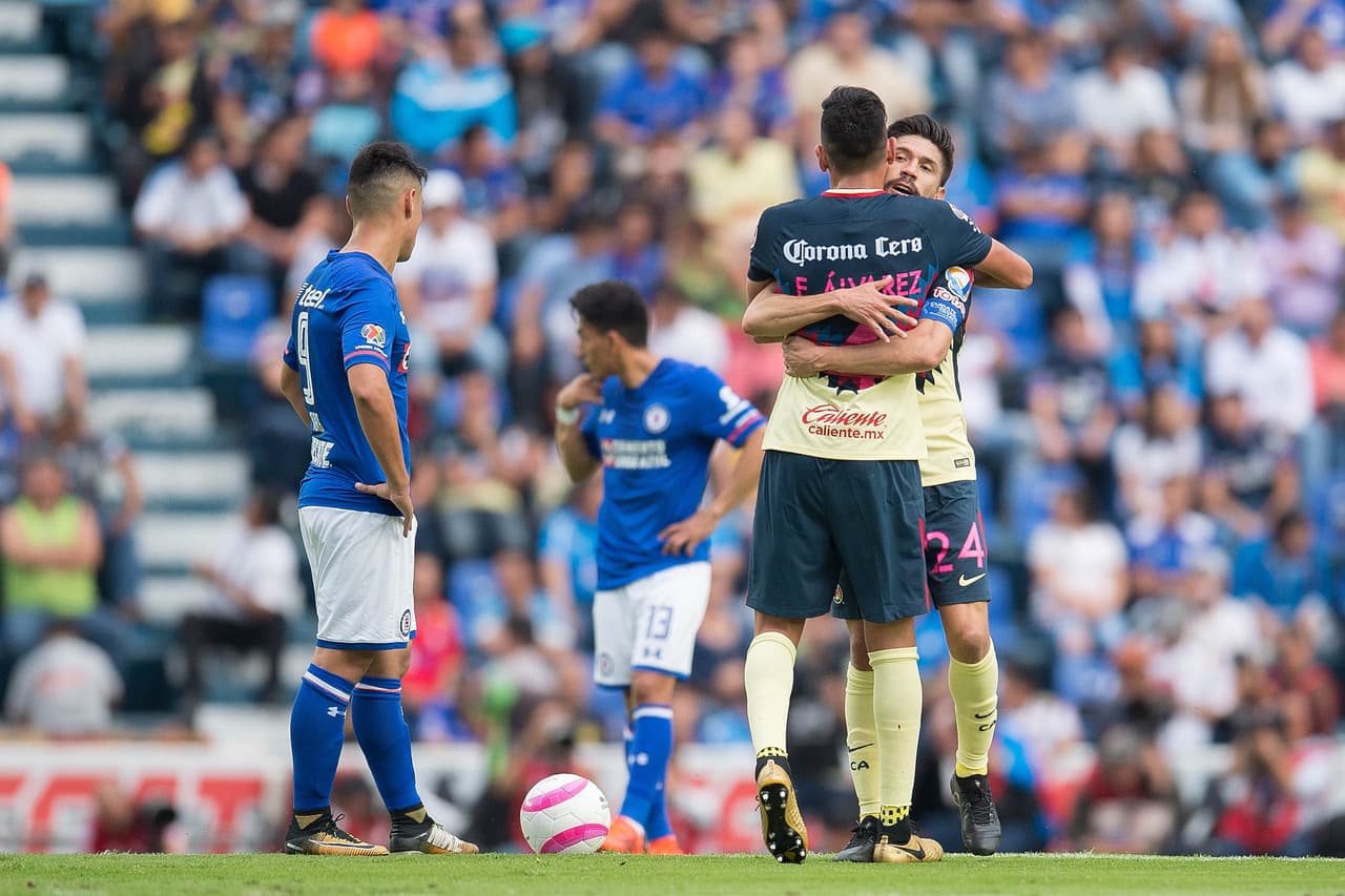 Fecha 13: Cruz Azul perdió de local 1-3 contra América en la edición del Clásico Joven en la temporada regular del Apertura 2017. Se enferntarán en cuartos de final.