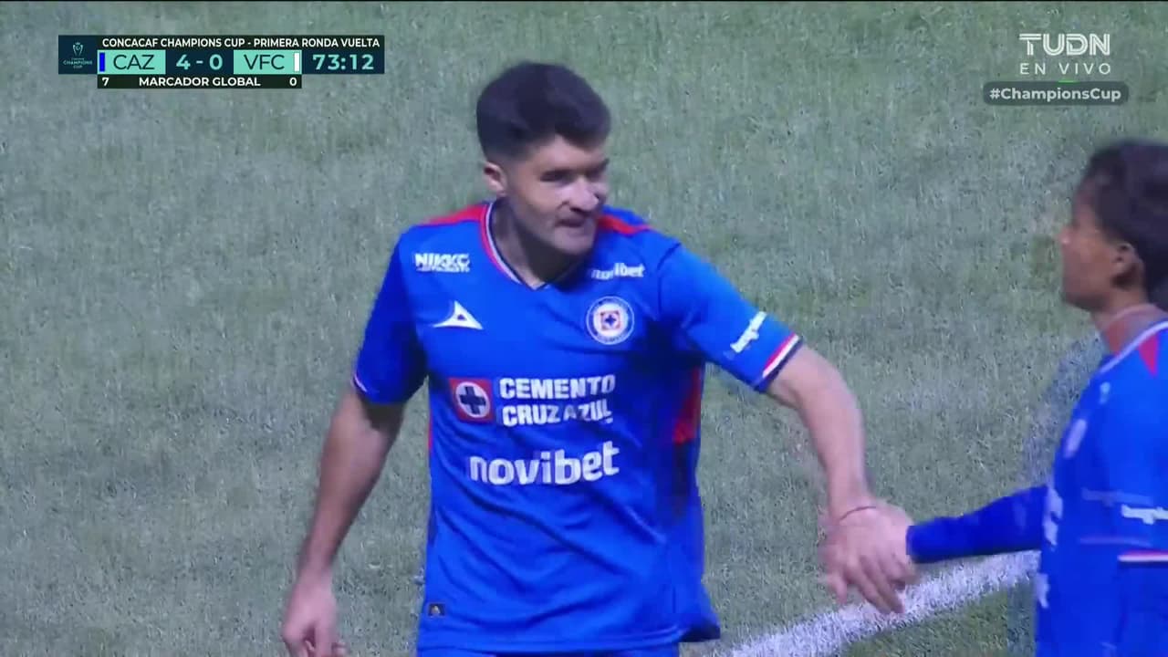 ¡Nico Ibáñez se estrena con la Máquina! El ex de Tigres firma el quinto