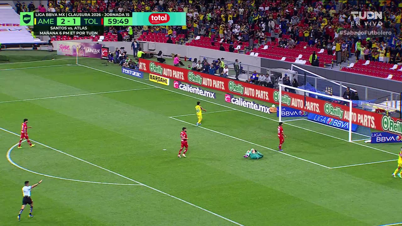 ¡TIRO ATAJADO! disparo por Brian Rodríguez.