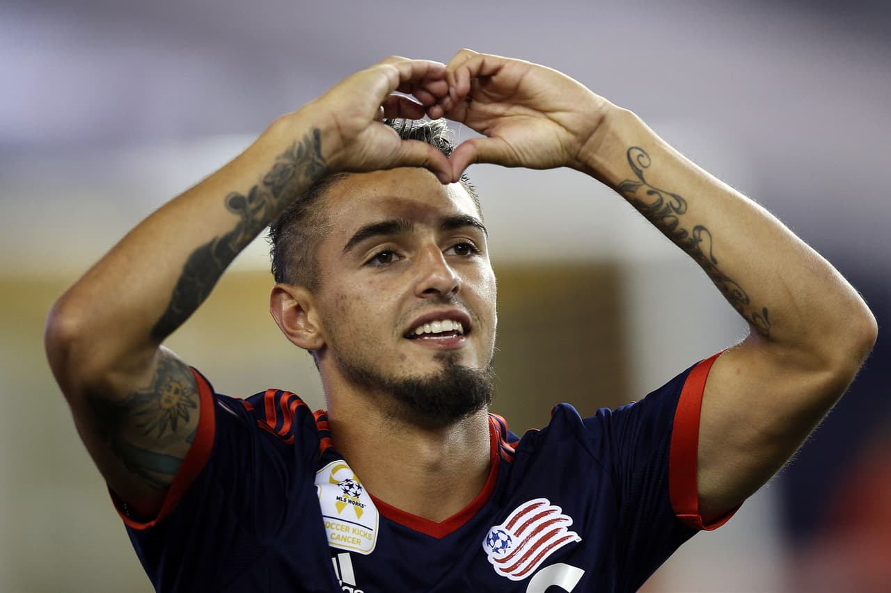 En medio de rumores que lo vinculan con la Serie A, Diego Fagúndez renueva con Revolution