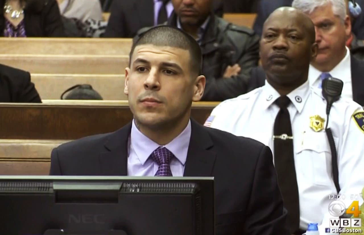 <b>¿Cómo declararon el cerebro de Hernández con ETC? </b>
<br>En el laboratorio del hospital de la Universidad de Boston, el cerebro de Hernandez fue cortado en pedazos de 1,3 centímetros
<b>. </b>Encontraron varios indicios de ETC.