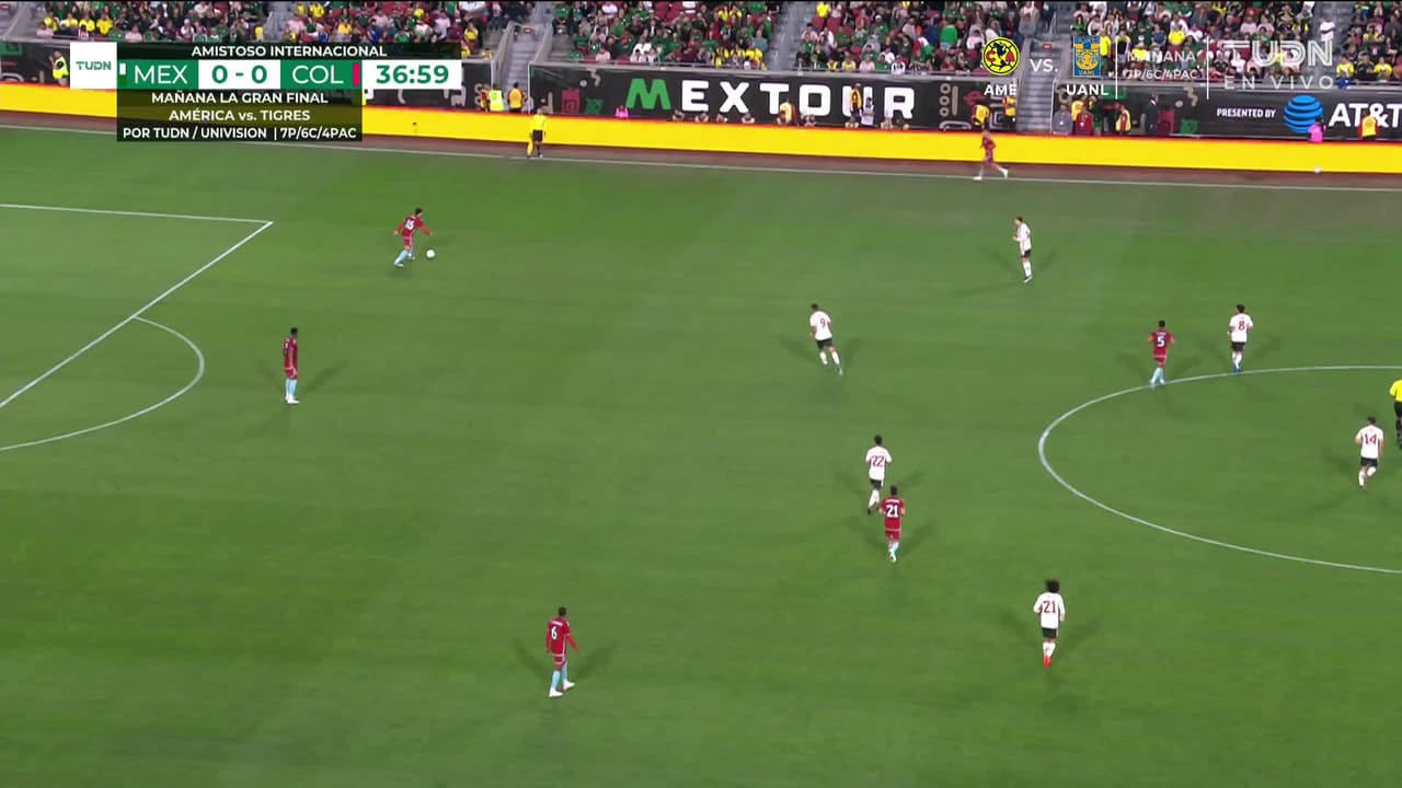 ¡TIRO ATAJADO! disparo por César Huerta.