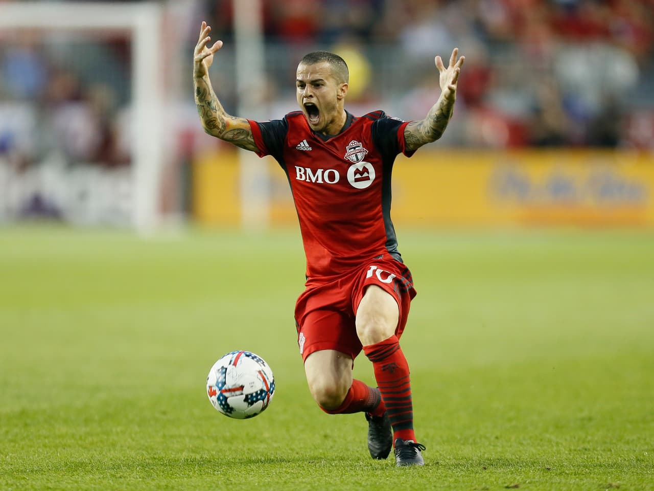 Toronto FC se mantiene como superlíder de la mano de un golazo obra de la dupla Altidore-Giovinco