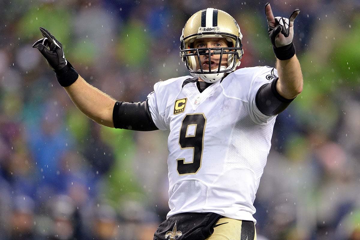 #67 Drew Brees Total: $22 M Salario/Ganancias: $11 M Firmas: $$2.5 M