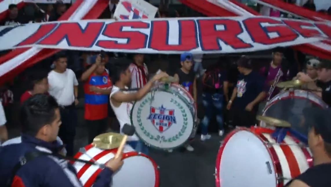 Previo al encuentro de la jornada 8 contra Cruz Azul, los aficionados alientan al rebaño.
