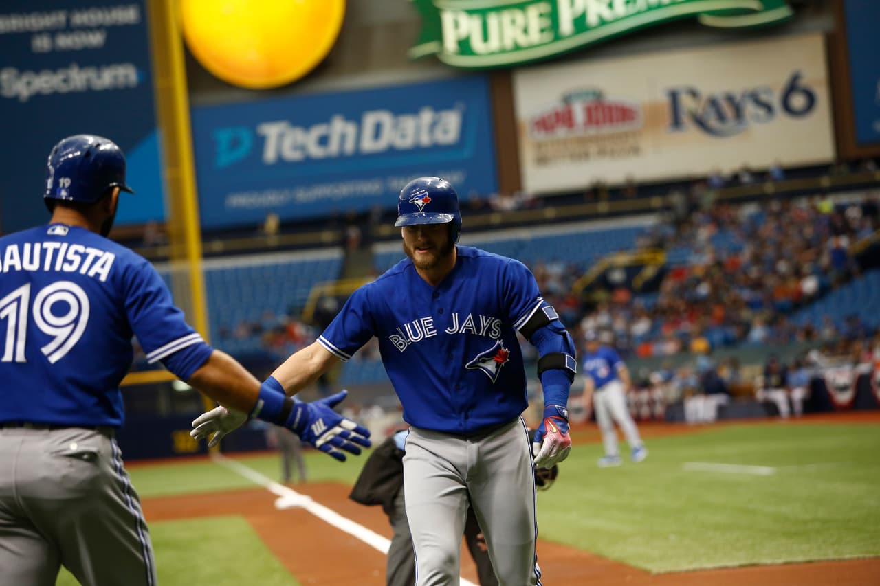 TOR 2 – 7 TB: Josh Donaldson conectó un cuadrangular solitario.