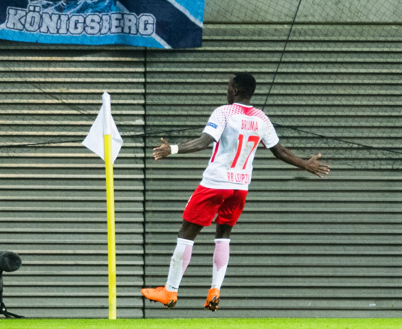 El equipo alemán tuvo que esperar hasta el segundo tiempo para irse arriba y lo hizo a través de Bruma a los 11 minutos.