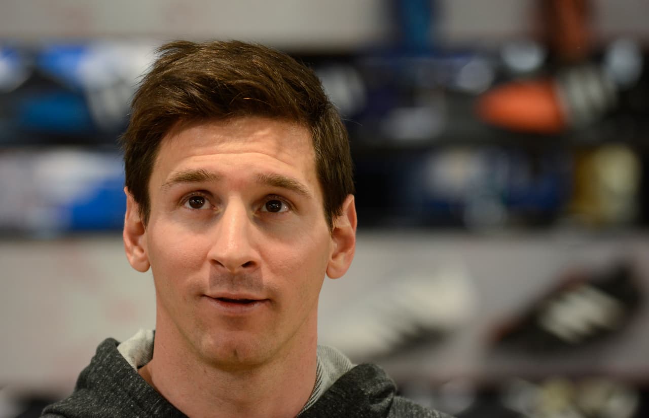 Lionel Messi - 50 millones de euros.