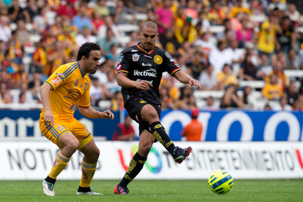 Después del Mundial Sub-17 de Perú, Jorge Hernández fue fichado por el Barça pero no pudo siquiera jugar en el equipo B por llegar con la mayoría de edad. Se fue cedido a un equipo de Tercera División y luego regresó a su país en donde jugó para Atlas, Morelia, Veracruz, Atlante, Xolos y Leones Negros.