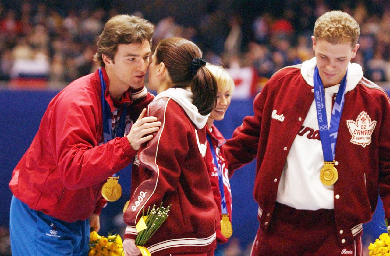 Los canadienses advirtieron que ellos no querían que le quitaran el oro a los rusos, sino que se reconociera su trabajo, hecho que quedó plasmado en la historia del deporte.