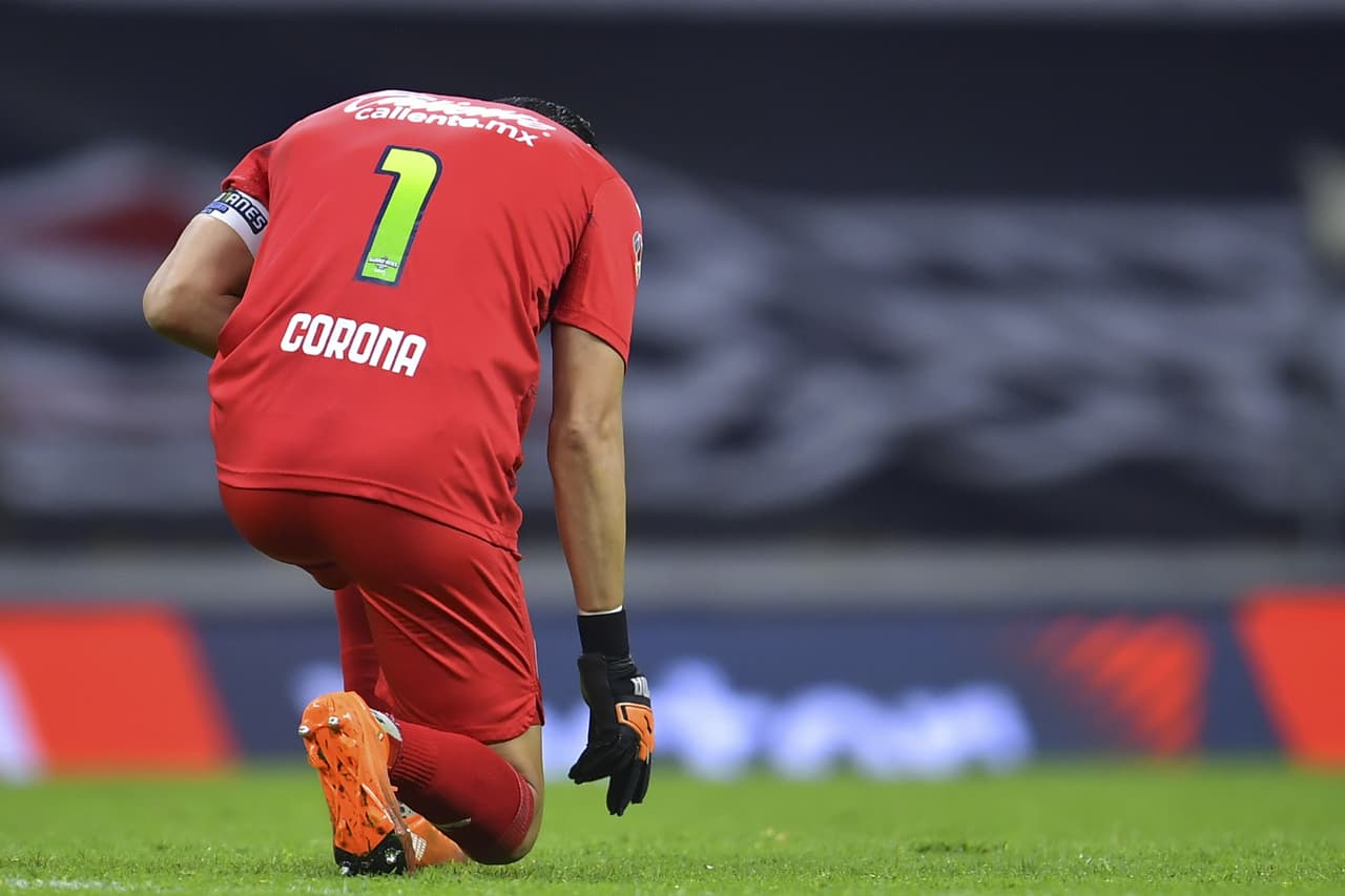 Renovación de Chuy Corona con Cruz Azul está 'en veremos'