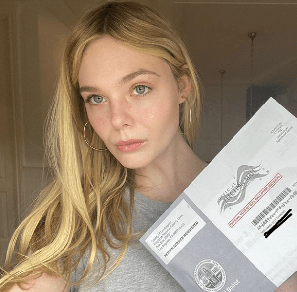 Elle Fannig | Así mostraron su voto las celebridades en sus redes sociales.