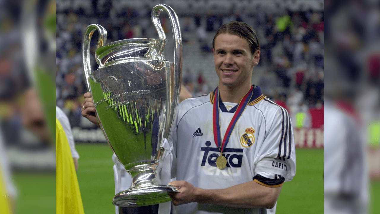 <b>La octava</b>
<br>- Desde la edición 1966-1967 el Madrid solo había ganado dos veces la Champions, pero esta Final ganada en el 2000 representó el segundo título en tres ediciones.
<br>- Dos temporadas después volvieron a conseguirlo, por lo tanto, establecieron una buena marca de tres ‘Orejonas’ en en cinco ediciones.