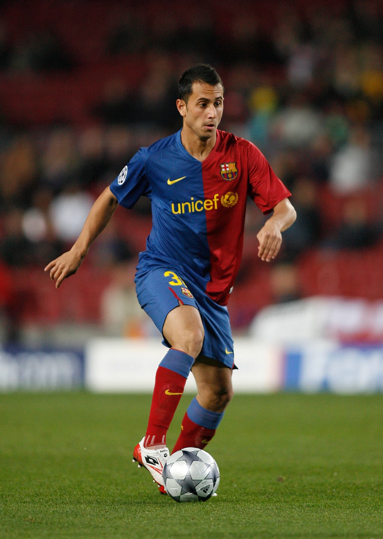 Él es canterano del 
<b>FC Barcelona y también tuvo un paso por Bélgica.</b>