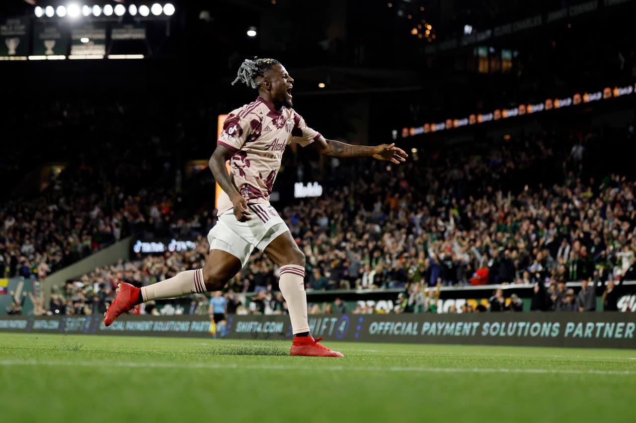 Delantero - DAIRON ASPRILLA (Portland Timbers)