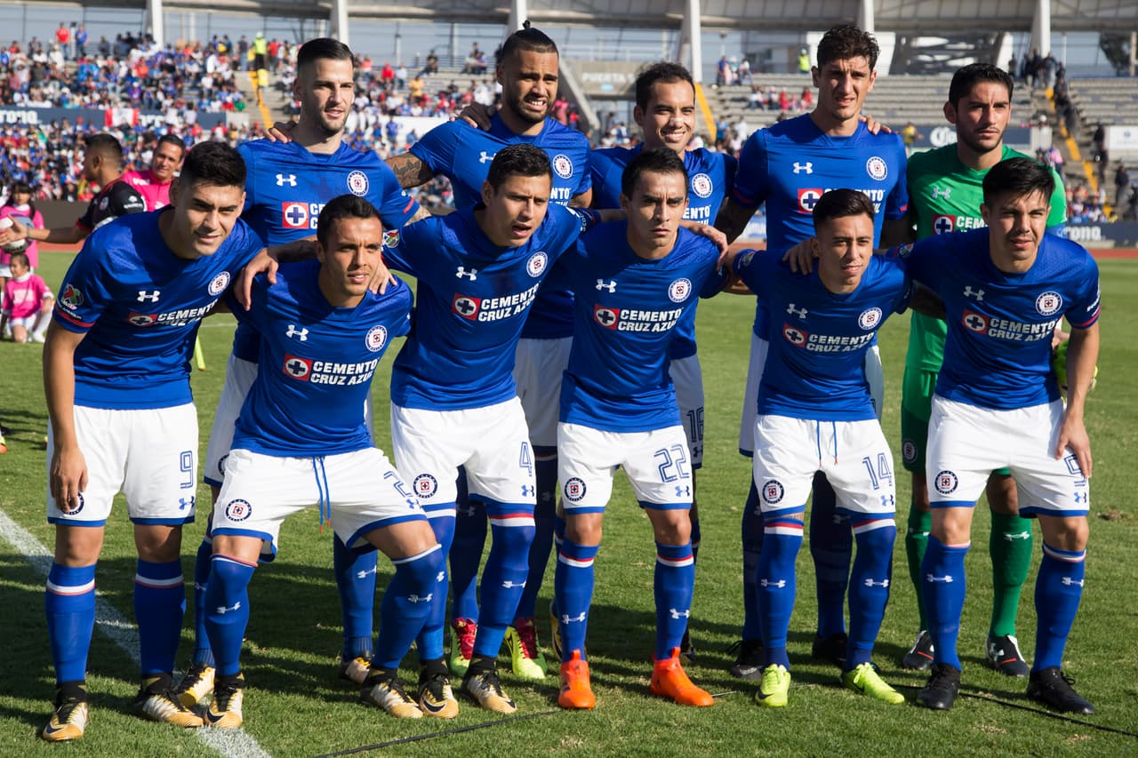 Cruz Azul se quedó con 21 puntos en la séptima posición de la tabla general y compromete su permanencia en puestos de clasificación con los partidos pendientes.