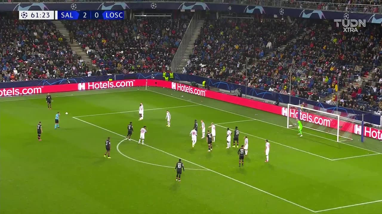 ¡Otro ‘osote’! El portero del RB Salzburg regaló el descuento al LOSC Lille