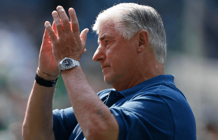 Sigi Schmid, eterno: las redes sociales rinden tributo al desaparecido entrenador