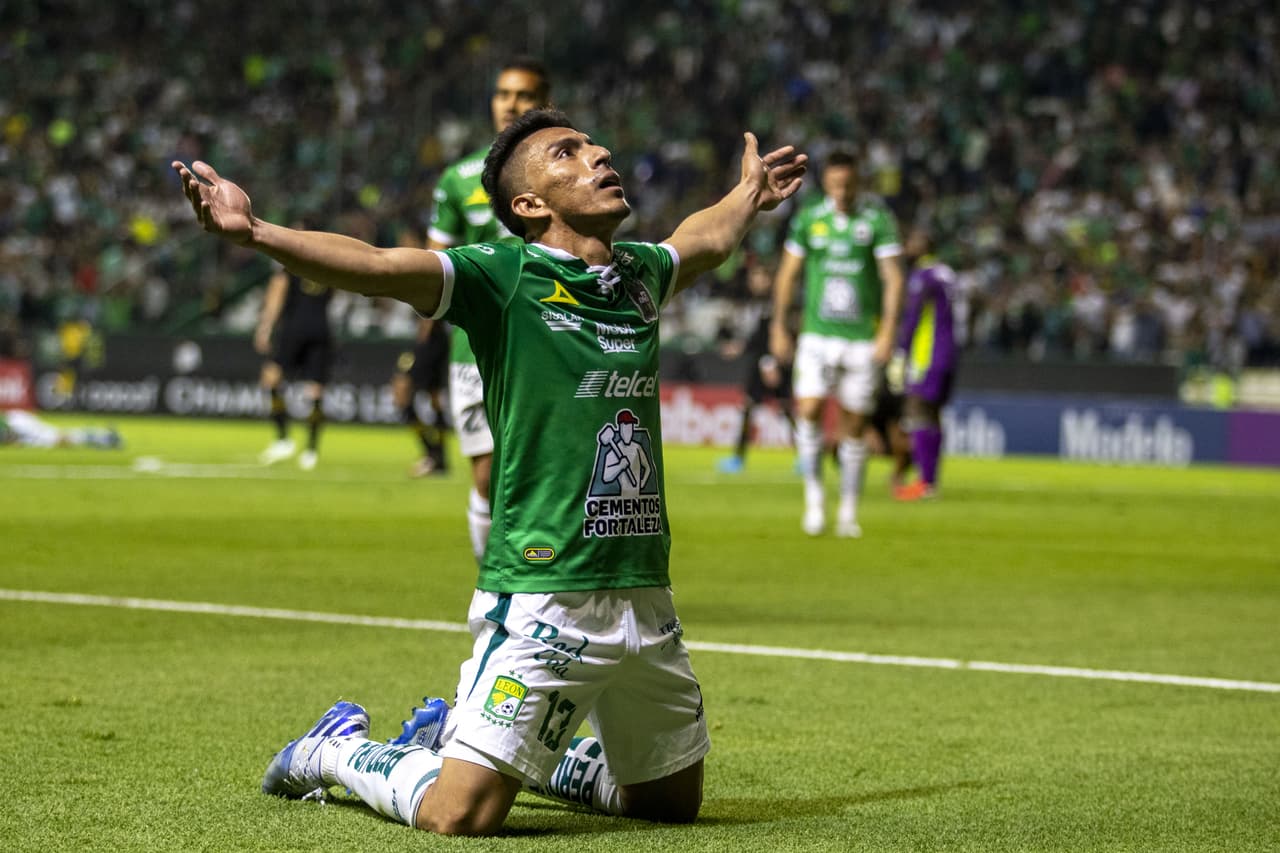Ángel Mena no deja de marcar. Suma siete goles y también está a la caza de 'Cabecita' Rodríguez. El goleador del León ha retomado su nivel.