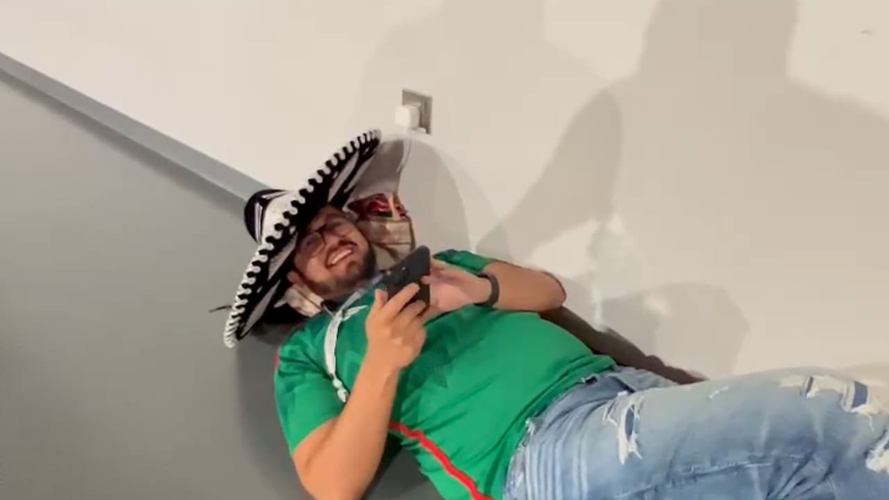 ¿Mundial sin alcohol? mexicano sufre dura resaca en inauguración