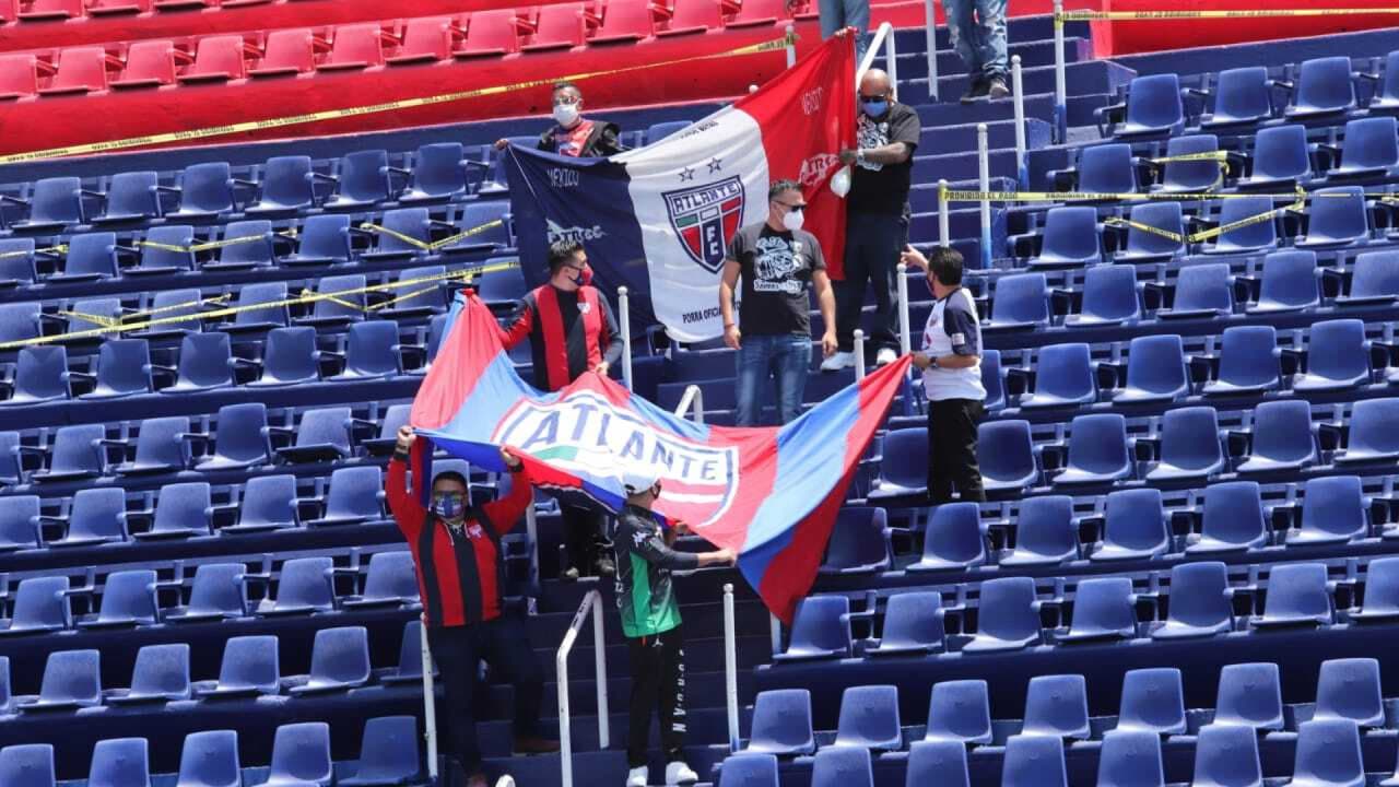 Detienen a fans de Atlante y Celaya por pelea afuera del estadio
