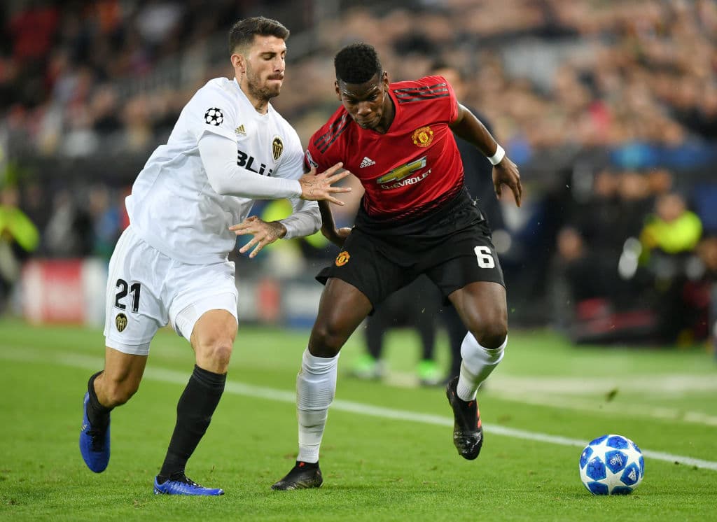 Los Red Devils no se quedaron de brazos cruzados, intentaron meterse en el partido pero el planteamiento del Valencia les complicaba mucho.