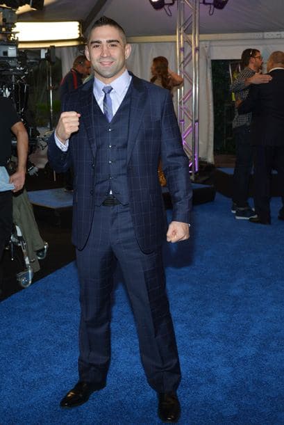 Otro que mostró que los golpes también pueden vestirse de elegancia, el peleador de la UFC Ricardo lamas.