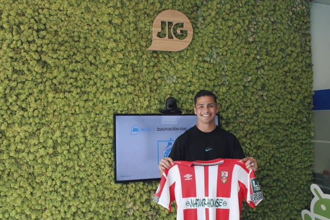 Mexicano Paolo Medina, canterano de Real Madrid, ficha con Logroñés