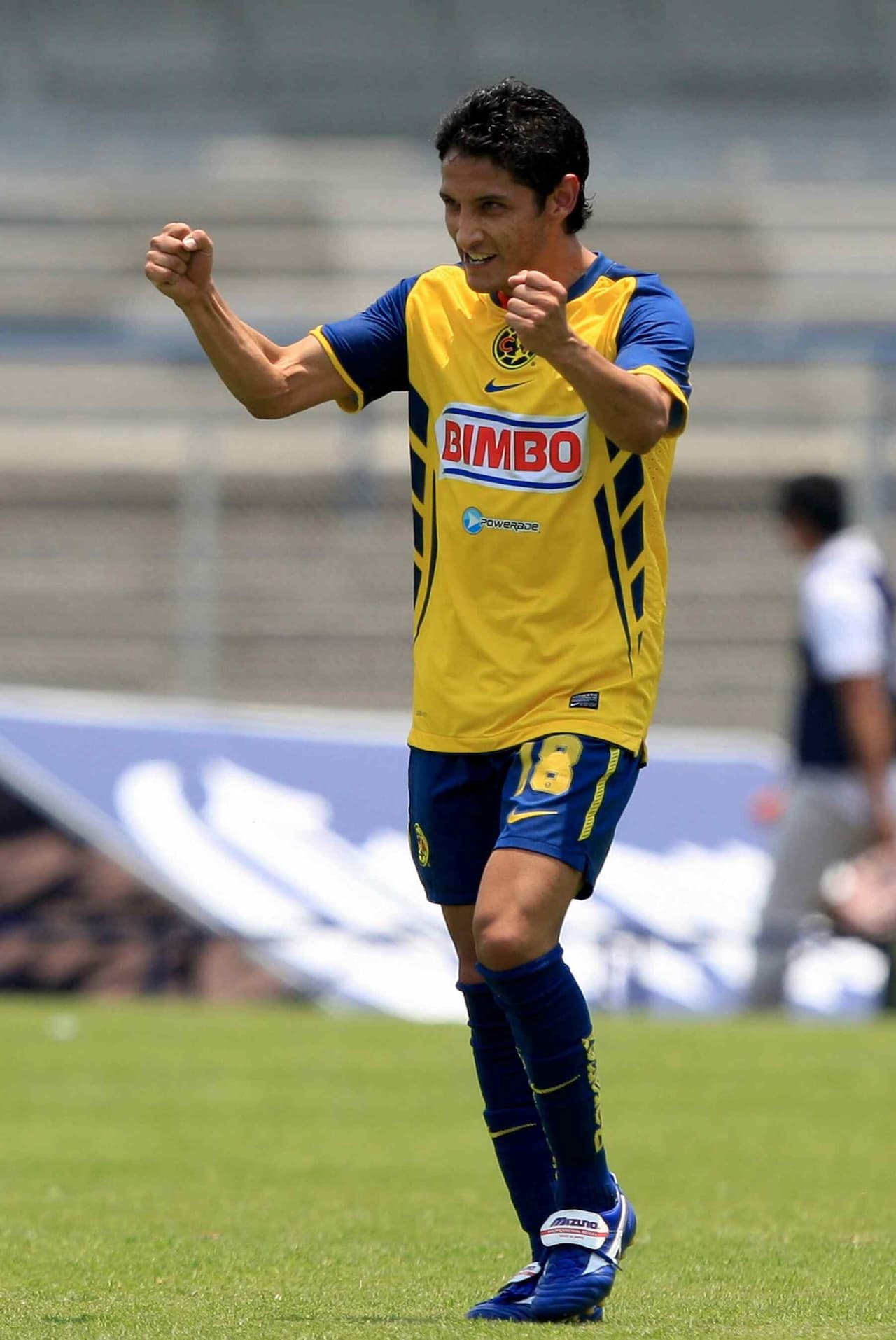 Fue en el Clausura 2011 cuando Ángel Reyna logró el título de goleo con las Águilas del América gracias a sus 13 anotaciones.