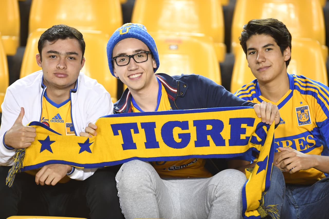 Un buen partido siempre se disfruta con los amigos.