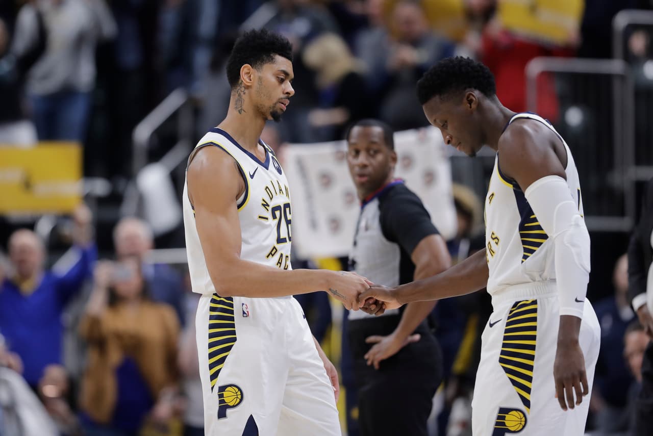 El 23 de enero de 2019 sufrió una rotura del tendón del cuadríceps derecho en el duelo ante los Toronto Raptors.