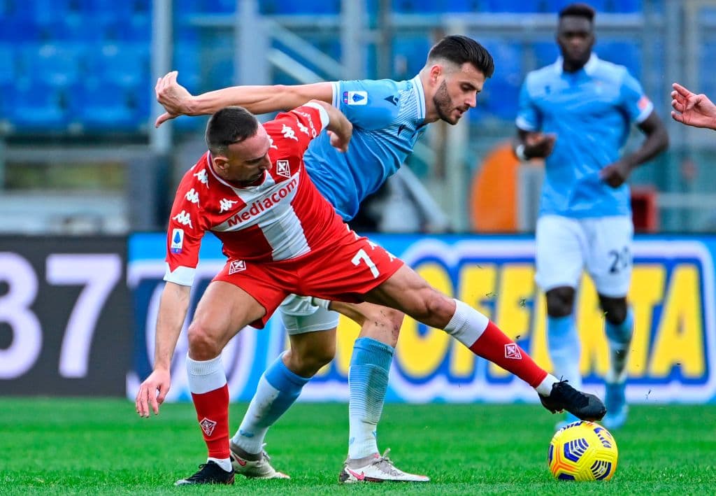 Con goles de Ciro Immobile y Felipe Caicedo, los de la Lazio derrotaron a la Fiorentina, quienes a los últimos minutos del encuentro, salvaron un gol.
