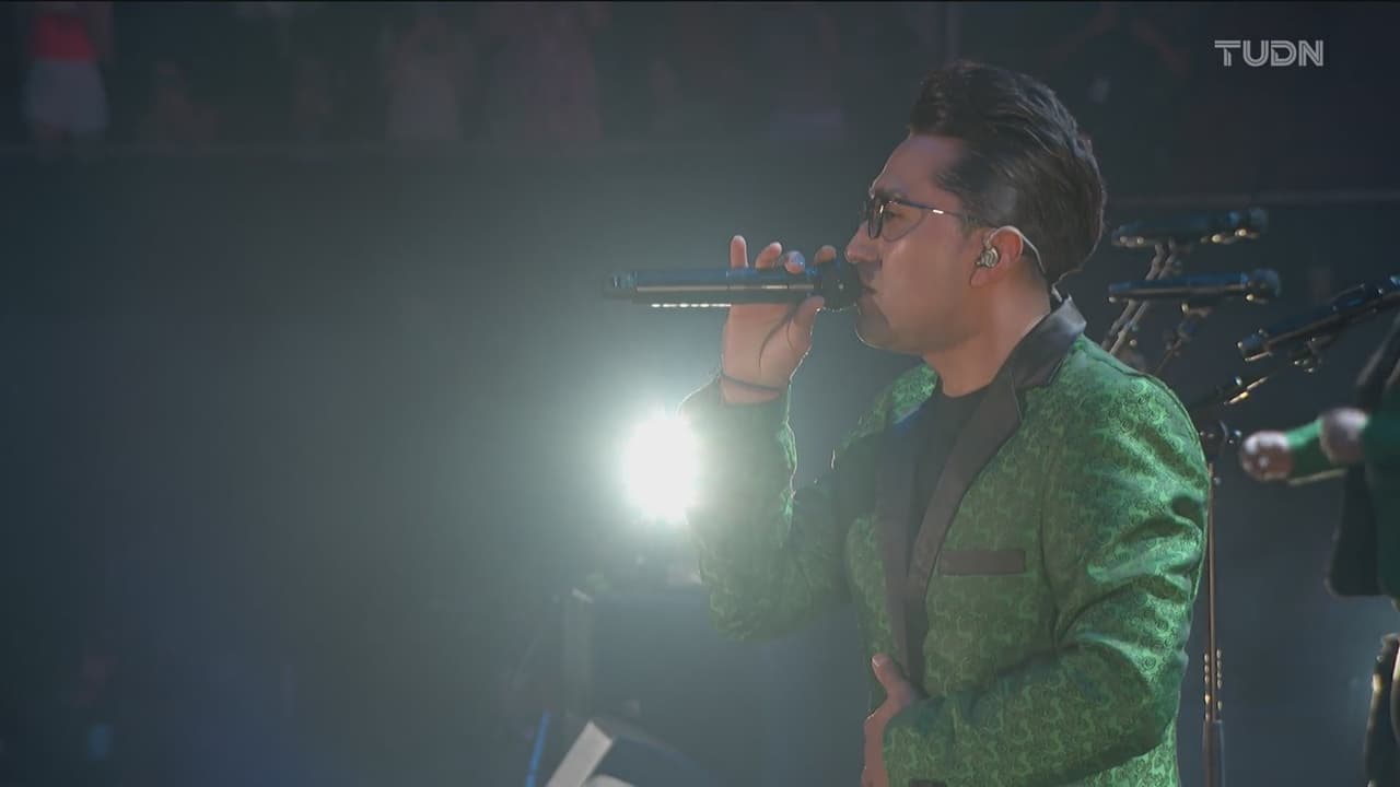 Durante dos horas, Maluma, CNCO, Guaynaa, Los Ángeles Azules y Los 2 de la S prendieron el ambiente en el KIA Forum de Inglewood, California.