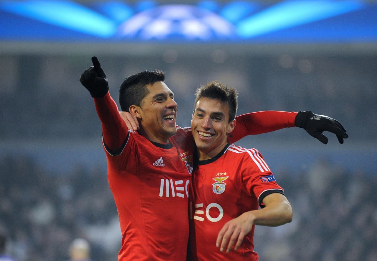 Por último mencionamos a equipos que pueden ser animadores en esta UEFA Champions League comenzando con los dos grandes de Portugal, el Benfica y el Porto. Las Águilas lusas tienen en sus filas talento latinoamericano con Gaitán, Jonas y Raúl Jiménez que pueden despuntar.