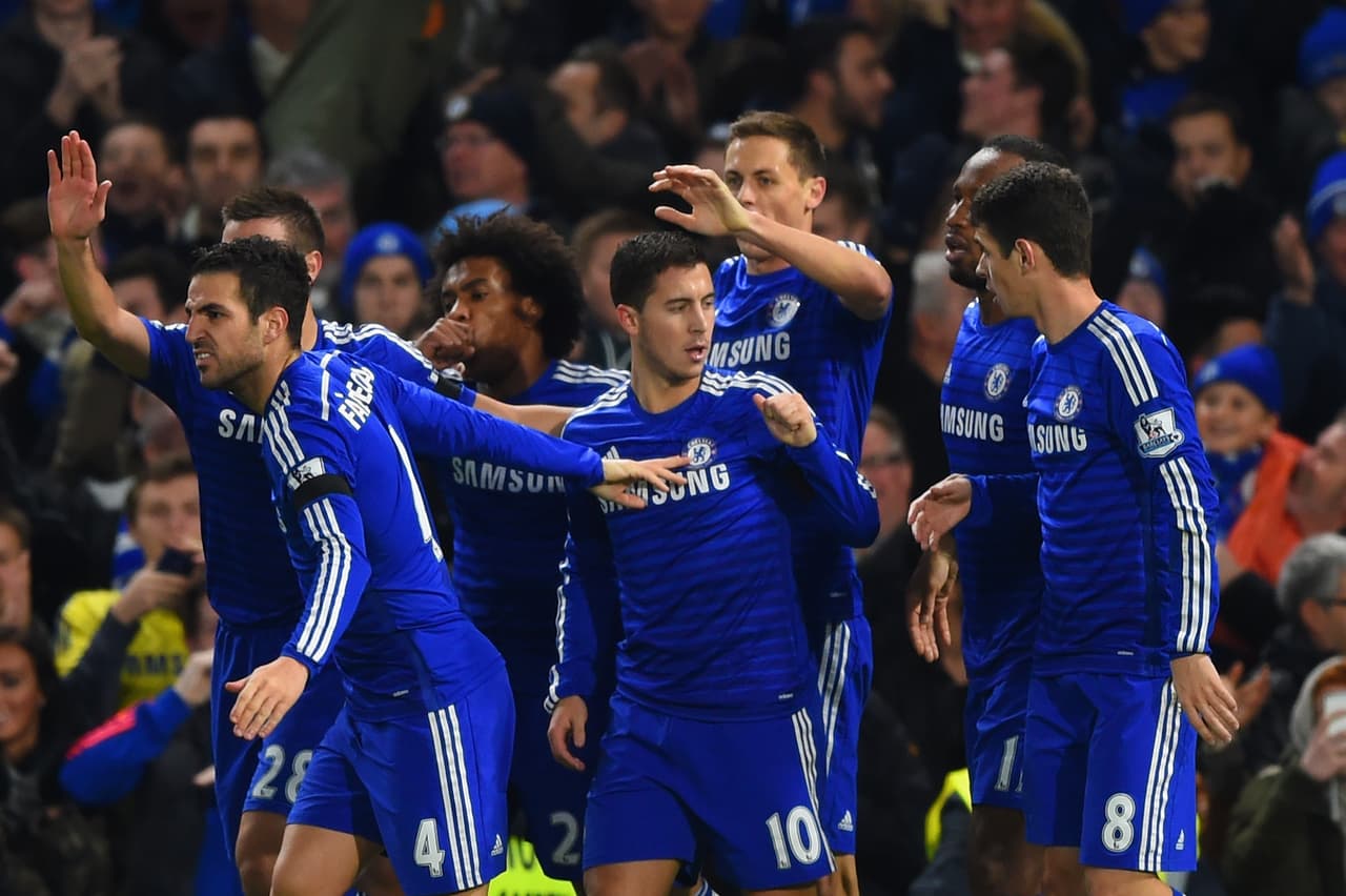 Es verdad que los ‘blues’ han tenido un pésimo inicio de temporada en la Premier con solo cuatro puntos, pero precisamente la Champions puede ser su mayor aliciente y el trampolín que necesitan para regresar a los reflectores. Teniendo una escuadra con nombres como Hazard, Fábregas, Oscar, Willian, Pedro, Falcao y Diego Costa, el Chelsea luce muy imponente para pelearle a cualquiera.