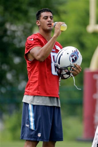 Las mejores tomas de la selección #1 global del Draft 2015 por los Tennessee Titans, el QB Marcus Mariota.