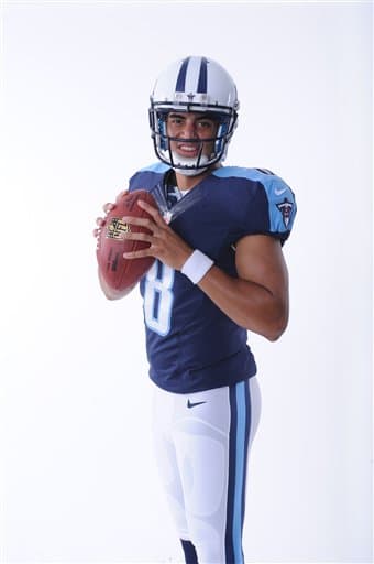 Las mejores tomas de la selección #1 global del Draft 2015 por los Tennessee Titans, el QB Marcus Mariota.