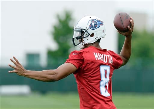 Las mejores tomas de la selección #1 global del Draft 2015 por los Tennessee Titans, el QB Marcus Mariota.
