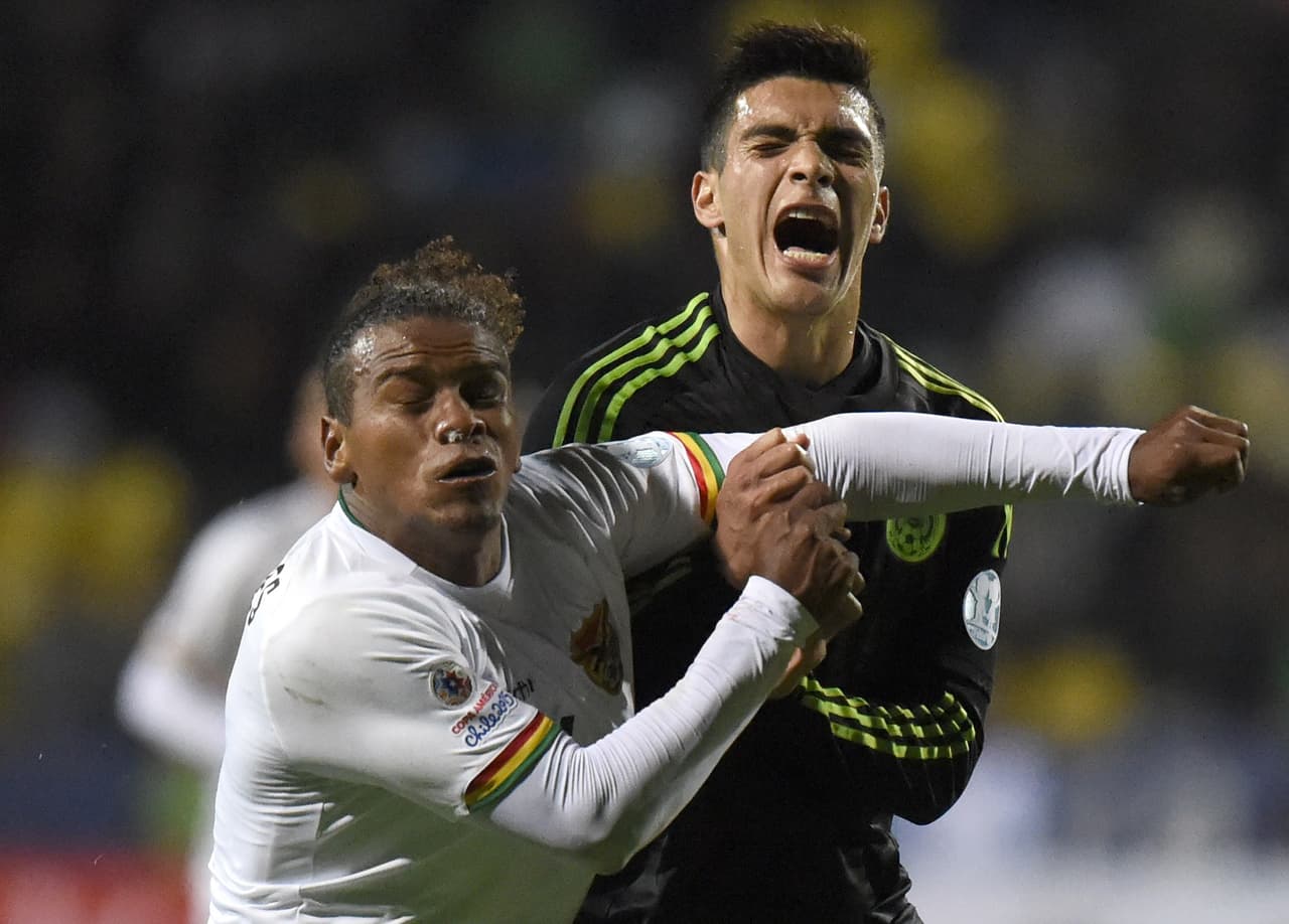 Otros que dejaron mucho que desear fue México, el equipo azteca mostró una defensa equilibrada y un medio campo intenso pero la delantera no pesó nunca en los 90 minutos ante Bolivia.