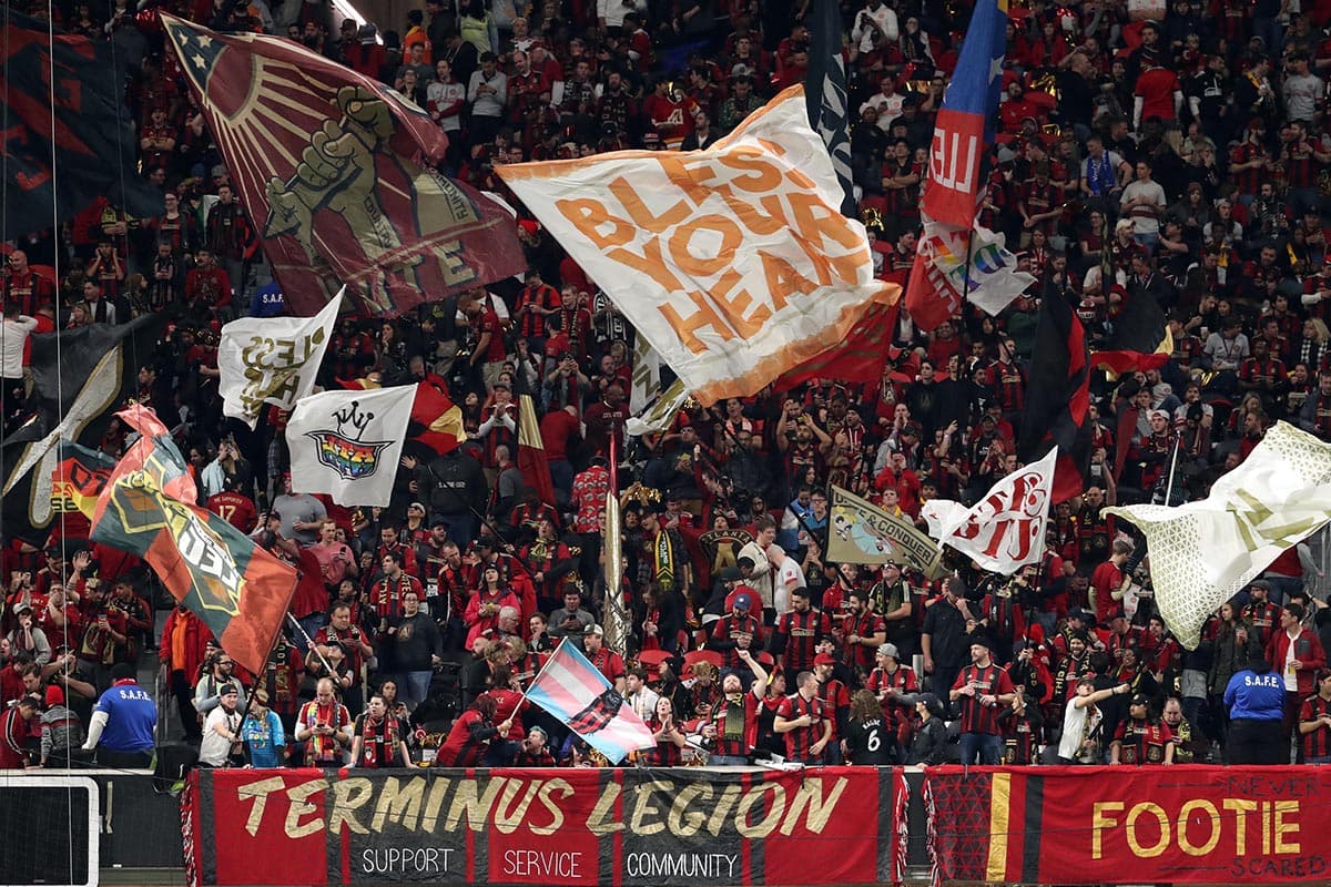 El Mercedes-Benz Stadium con lleno en sus tribunas para la MLS Cup entre Atlanta United y Portland Timbers.